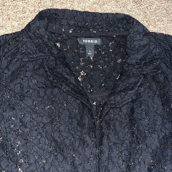 TORRID Floral Lace Sheer Open Duster Trench Coat Black 1X 14-16 - Picture 6 of 13
